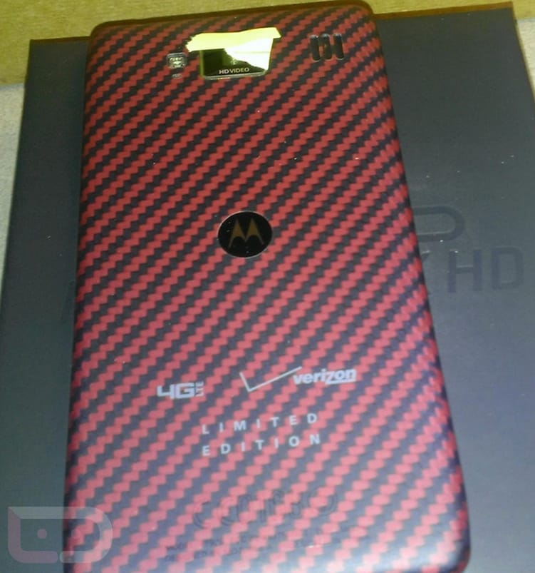 Limited Edition Verizon DROID RAZR MAXX HD poses for the camera