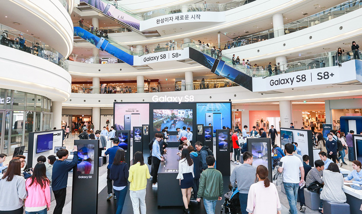 1.6 million people visited Galaxy S8 experience zones in Korea