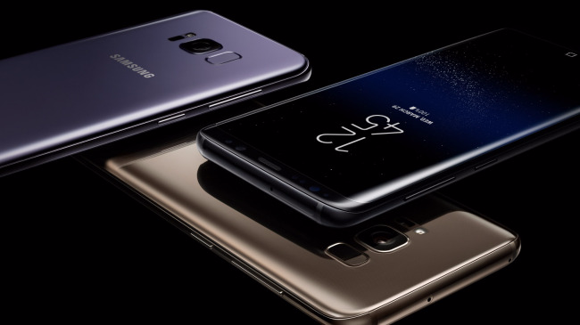 Galaxy S8 and S8+ break all pre-order records at EE UK