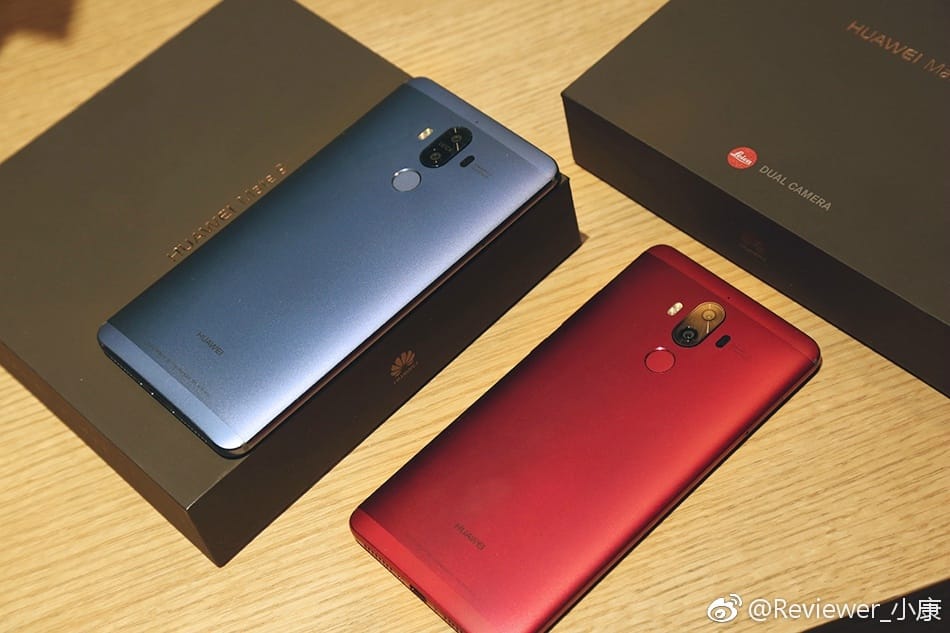 Check out Mate 9’s Agate Red and Topaz Blue color in real-world pics