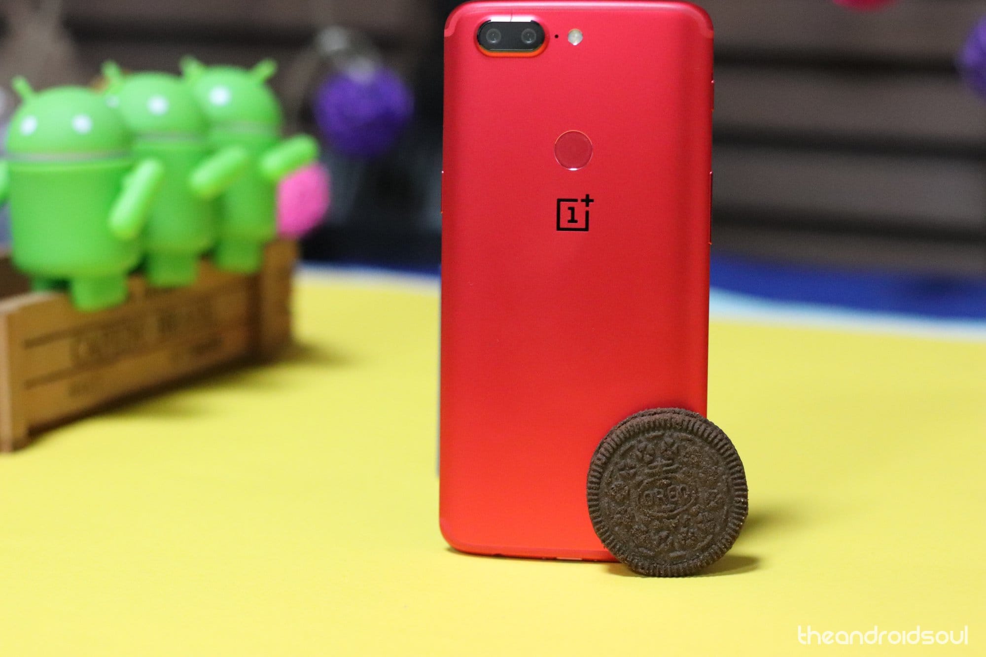 OnePlus 5 and 5T get April patch, bug fixes with OxygenOS 9.0.5 update