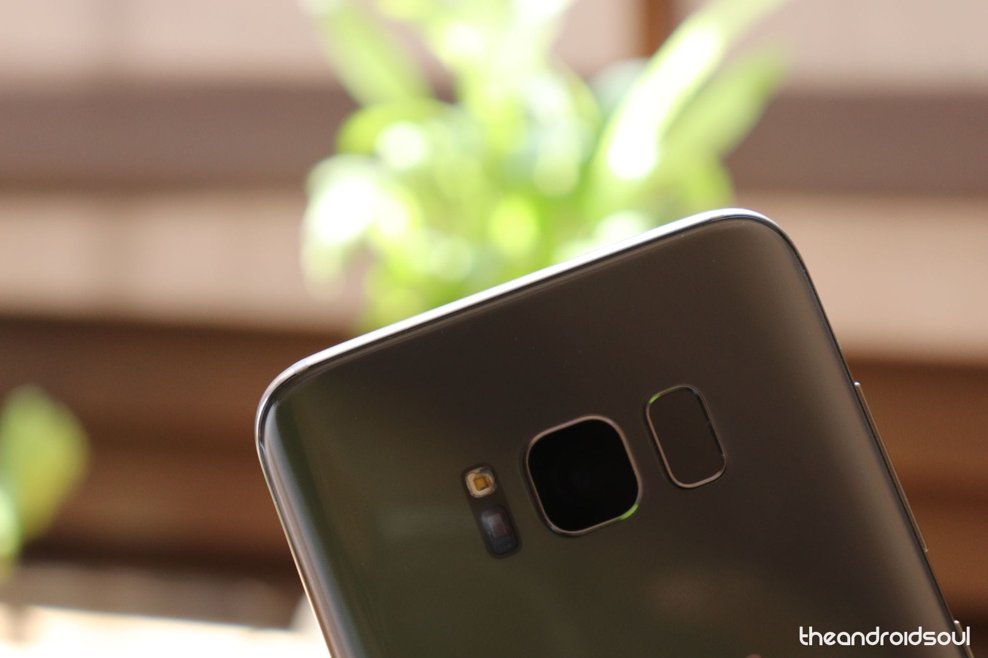 How to fix the screen dimming problem on the Galaxy S8