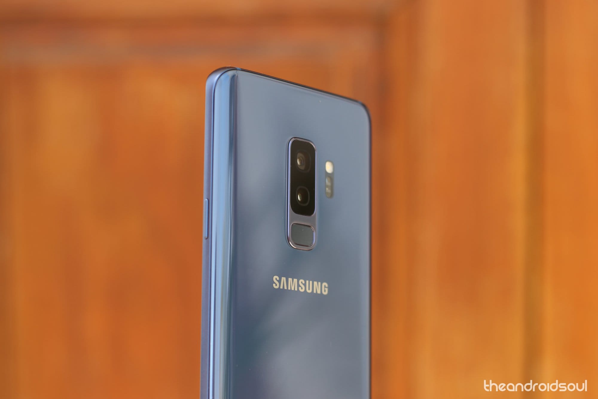 Leaked Huawei Mate 20 looks like what Galaxy S9+ should have looked like