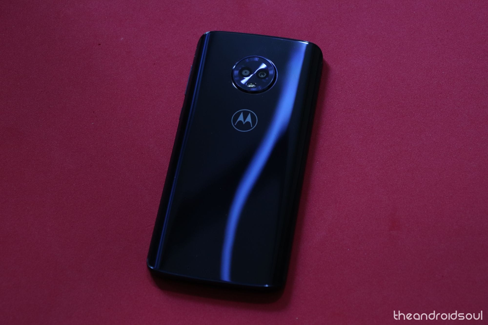 Best Moto G6 thin cases that are ultra slim and lightweight