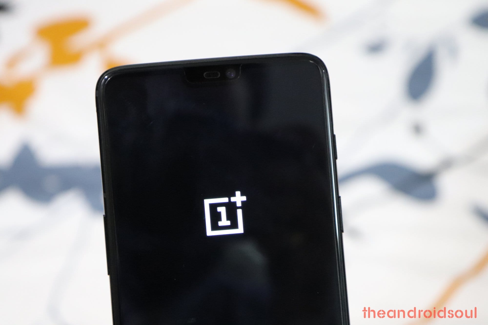 New Open Beta update for OnePlus 6 and OnePlus 6T fixes low brightness problem, adds Caller ID and a lot more