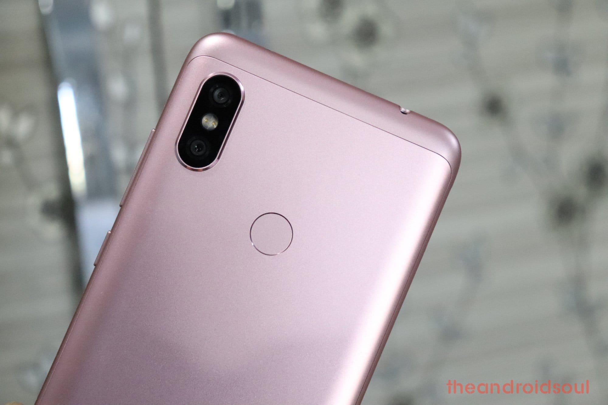 Best Redmi Note 6 Pro cases: Leather, rugged, very thin, silicone, clear, soft fabric and more