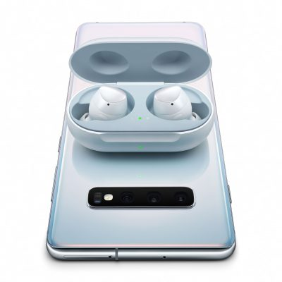 Samsung Galaxy Buds wireless charging