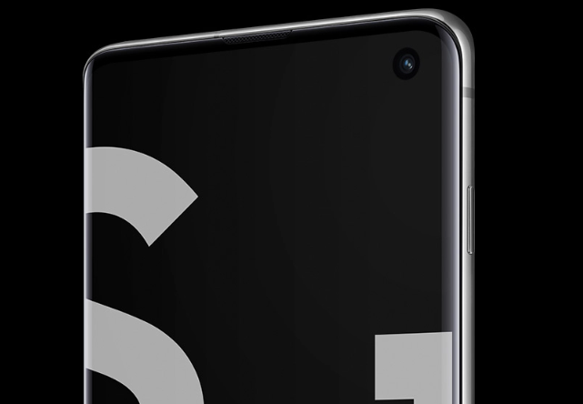 Samsung Galaxy S10: Instagram Mode, Fortnite skin on pre-order, and Steam streaming partnership with Valve