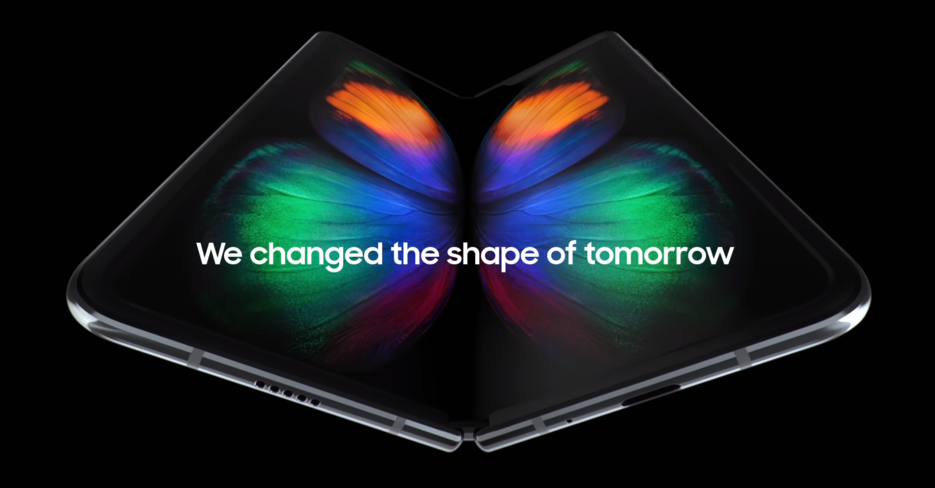 Samsung is open to Apple and Google using its foldable screens