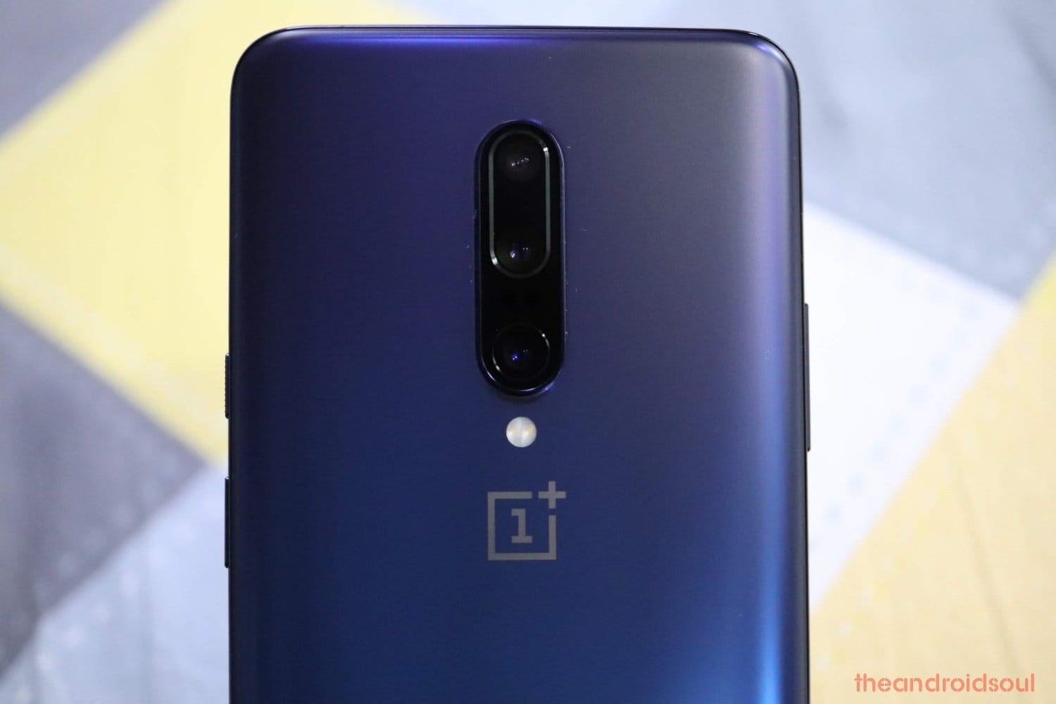 How to download OTA update on OnePlus devices while keeping TWRP and root