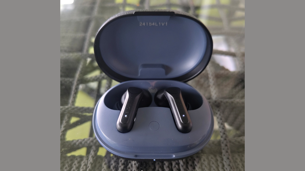 Boult W10 Review: ₹999 TWS Earbuds That Punch Above Their Weight!