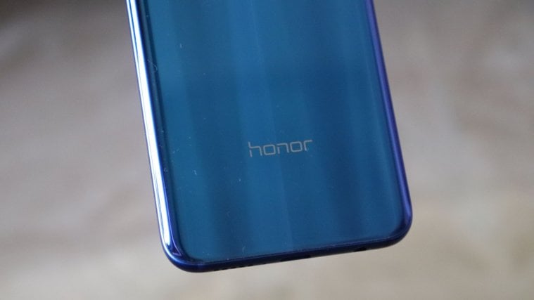 Honor 10 vs OnePlus 6T