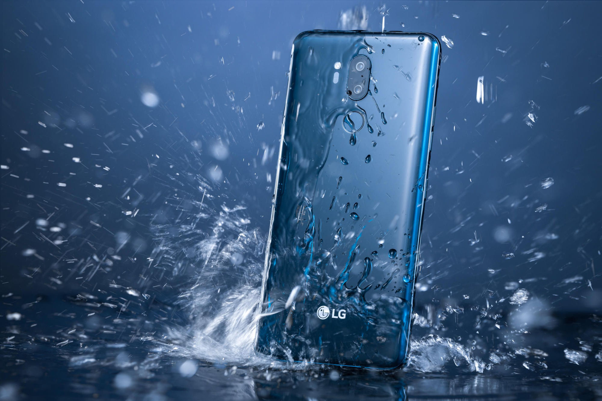 This LG G7 deal makes it a better buy than OnePlus 6T, Zenfone 5Z, and Honor 10 water